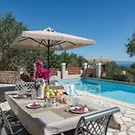 Triena By Paxosretreats * Gaios
